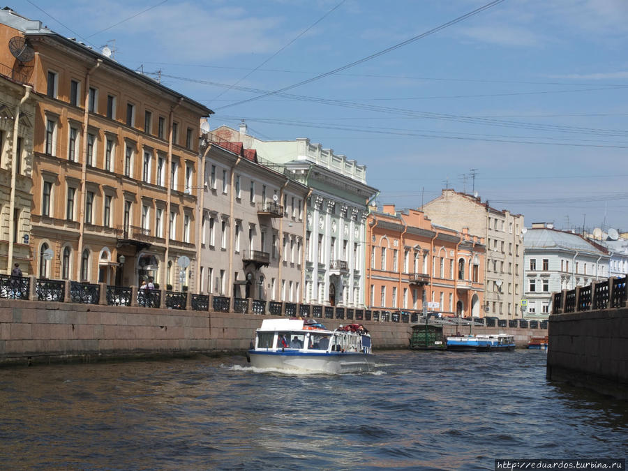 По рекам и каналам Санкт-Петербурга Санкт-Петербург, Россия