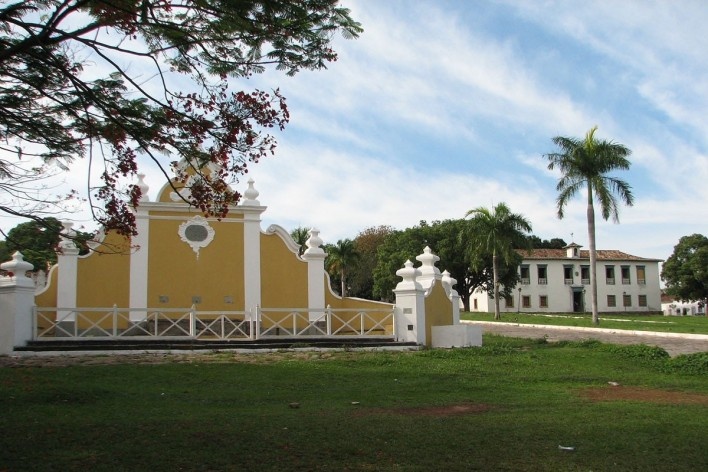 Площадь Фонтана / Praça do Chafariz
