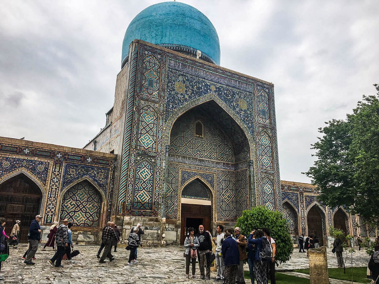 Площадь Регистан с историческими медресе Самарканд, Узбекистан