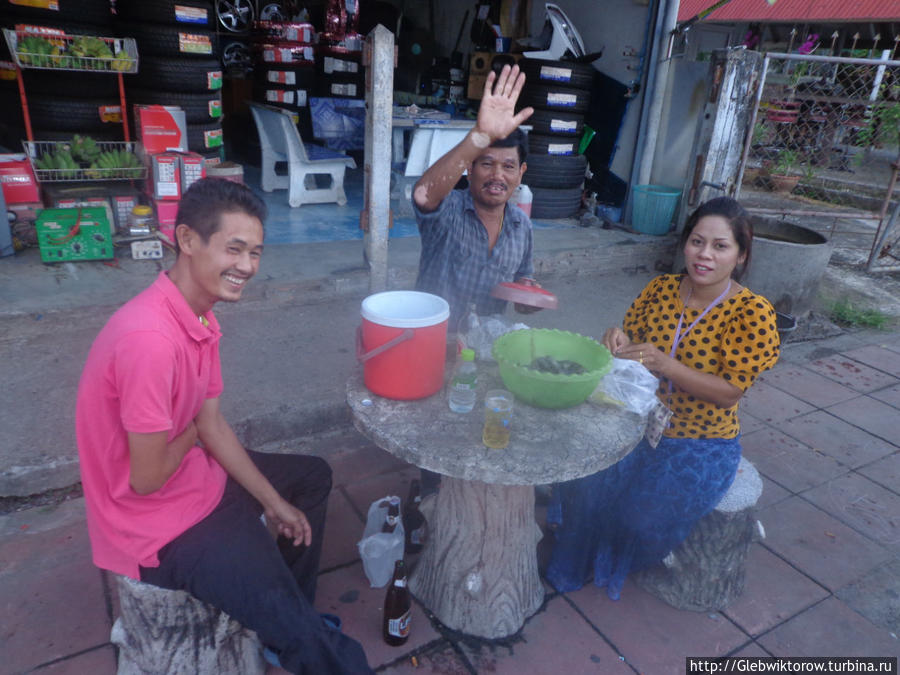 Жители Накхон-Си-Тхаммарата Накхон-Си-Таммарат, Таиланд