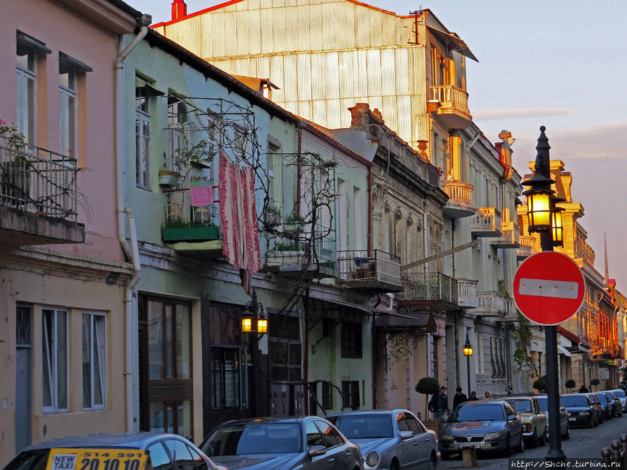 Улицы и площади Батуми. Городские зарисовки Батуми, Грузия