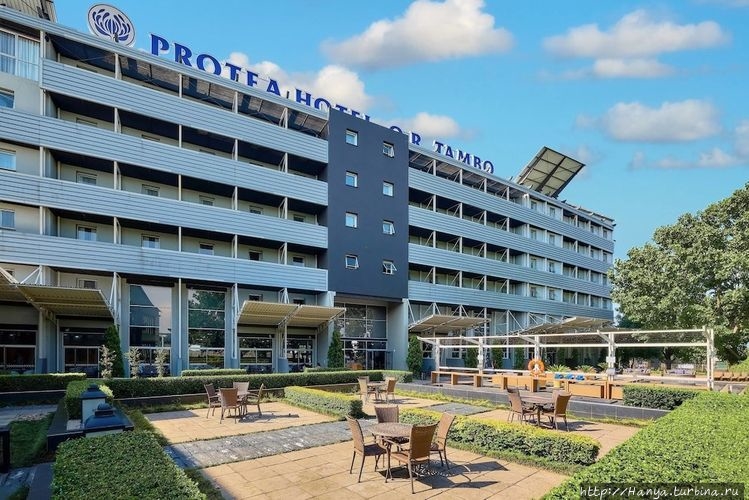Отель «Protea Hotel O.R. Tambo» / «Protea Hotel O.R. Tambo»
