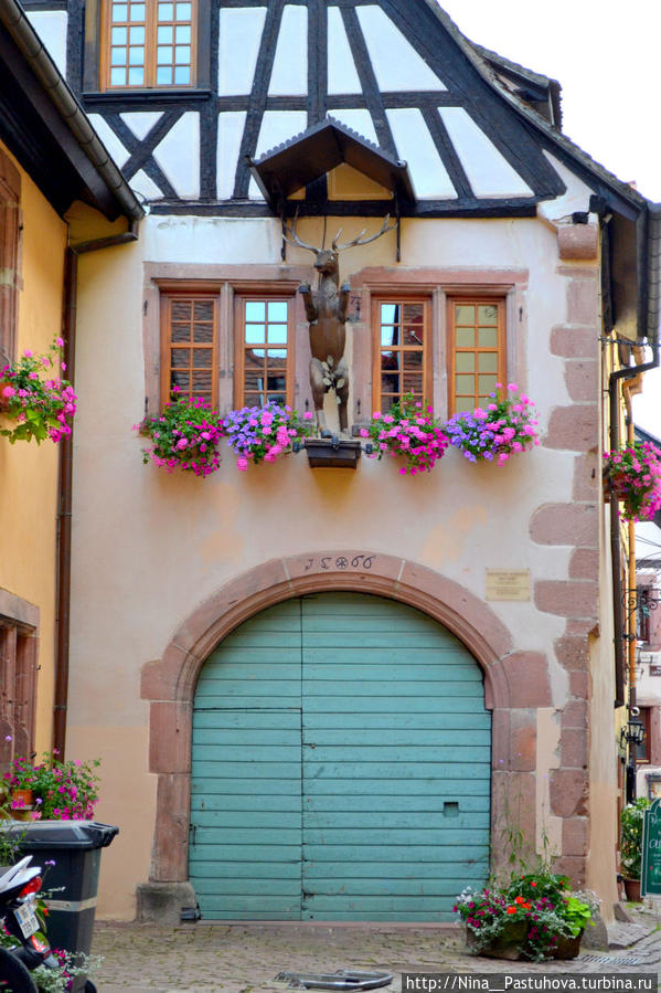 Сказочный и романтичный Риквир Рикевир, Франция