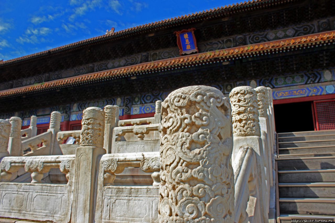 гробница императора 4