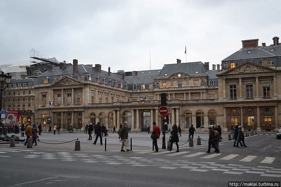 Пале-Рояль (сейчас здание Государственного совета). Париж, Франция