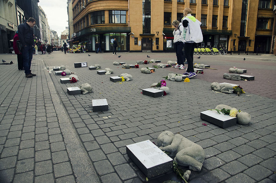 Очень сильно бьющая по мозгам социальная реклама про аборты. Особенно, если у вас есть дети.