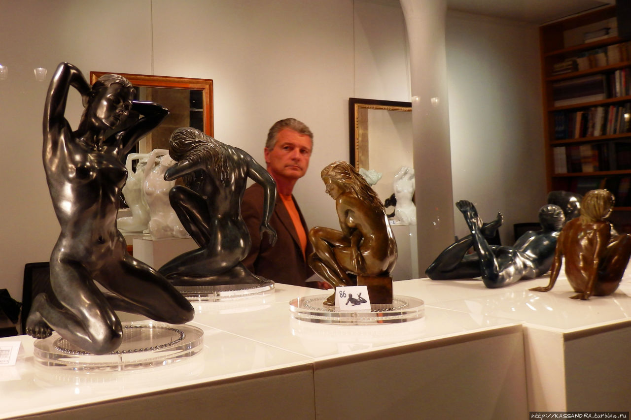 Улица Риволи. Площадь Пирамид Париж, Франция