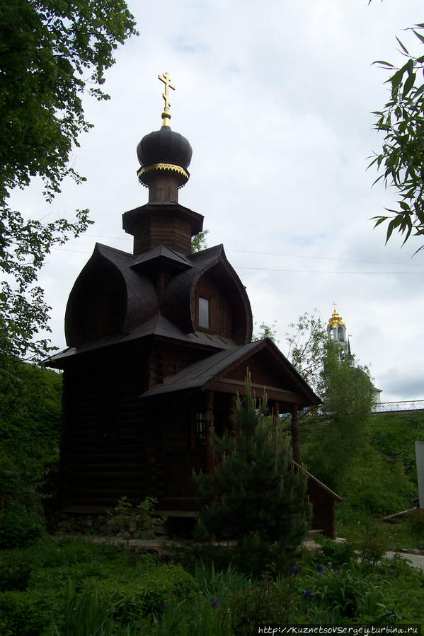 Родник, святой источник и купель Саввы Сторожевского Сергиев Посад, Россия