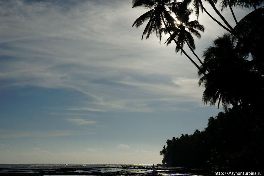 Остров   Ниас  —   рай   для  серфинга... Медан, Индонезия