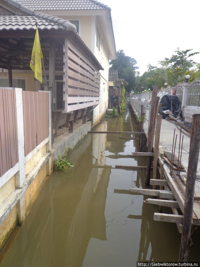 Наводнение на Ко Крете Пак-Крет, Таиланд
