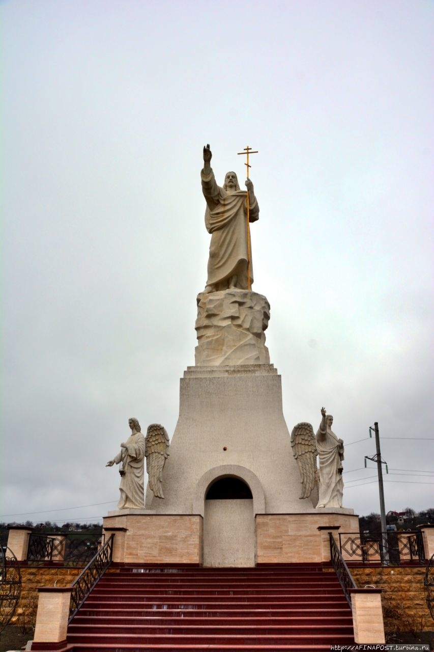 Статуя Христа Воскресшего. Рио-де-Кавказ