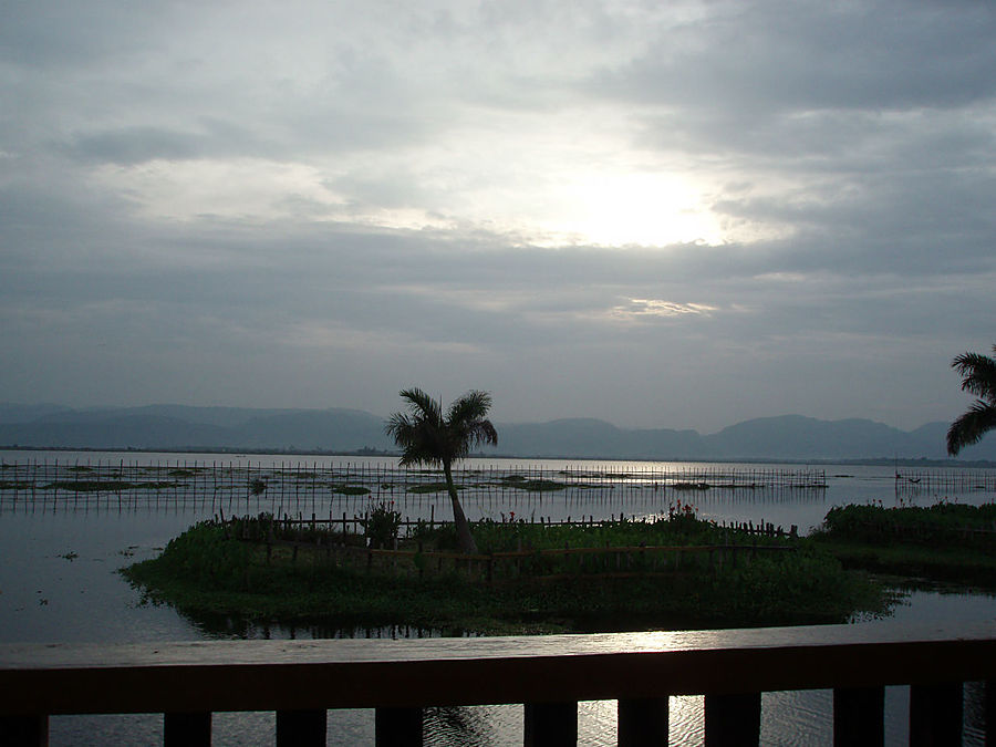 Озеро Инле. Безмятежность Озеро Инле, Мьянма