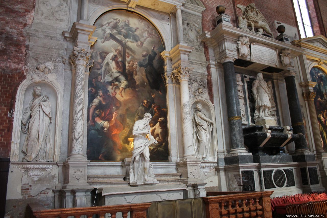 Церковь Санта-Мария-Глориоза-деи-Фрари самая изученная Венеция, Италия