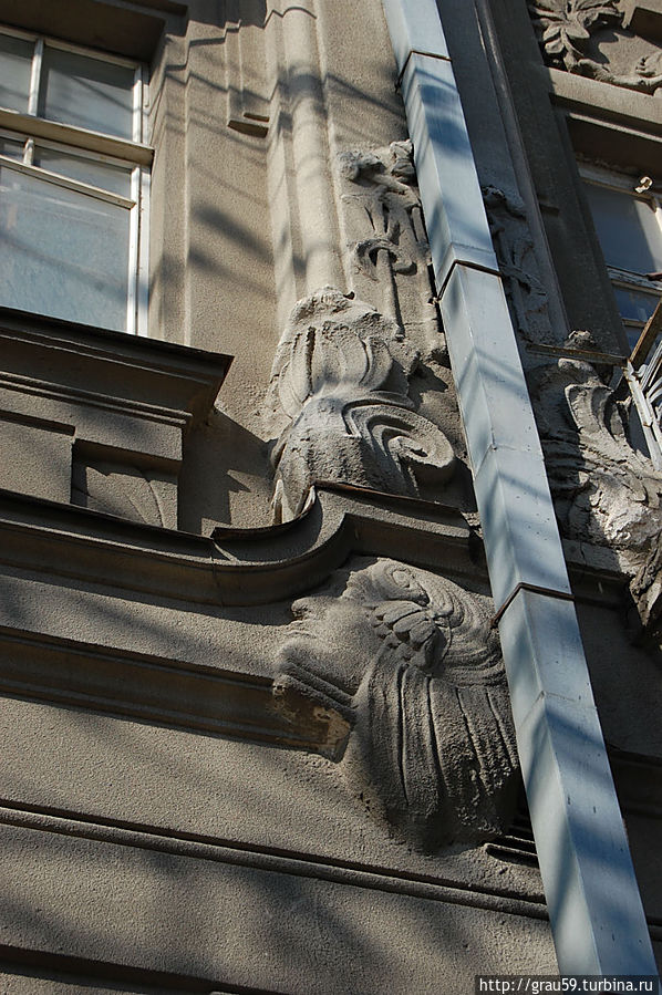 Доходный дом Ананьева ( Вольская, 97).Детали