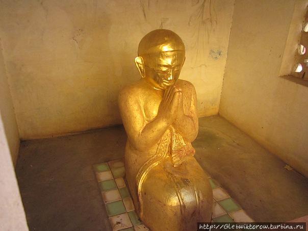 Shwezigon Pagoda Баган, Мьянма