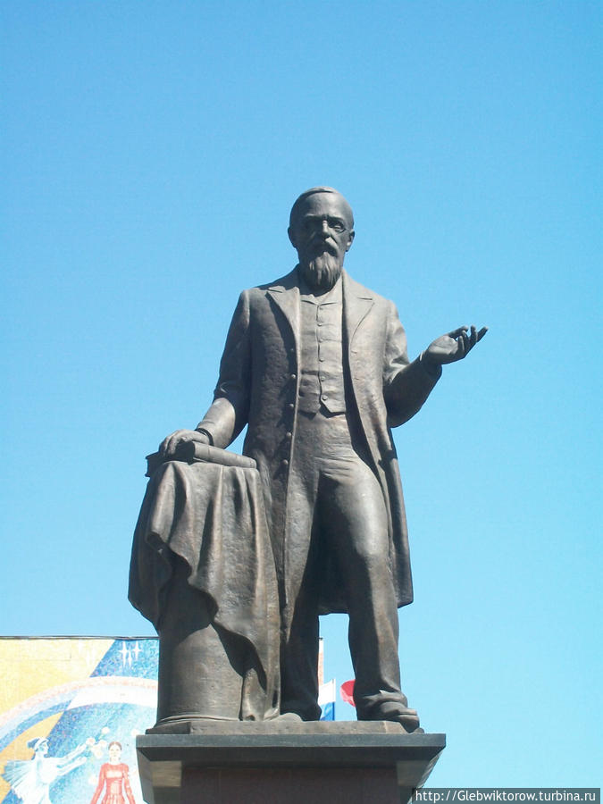 Памятник В.О.Ключевскому Пенза, Россия