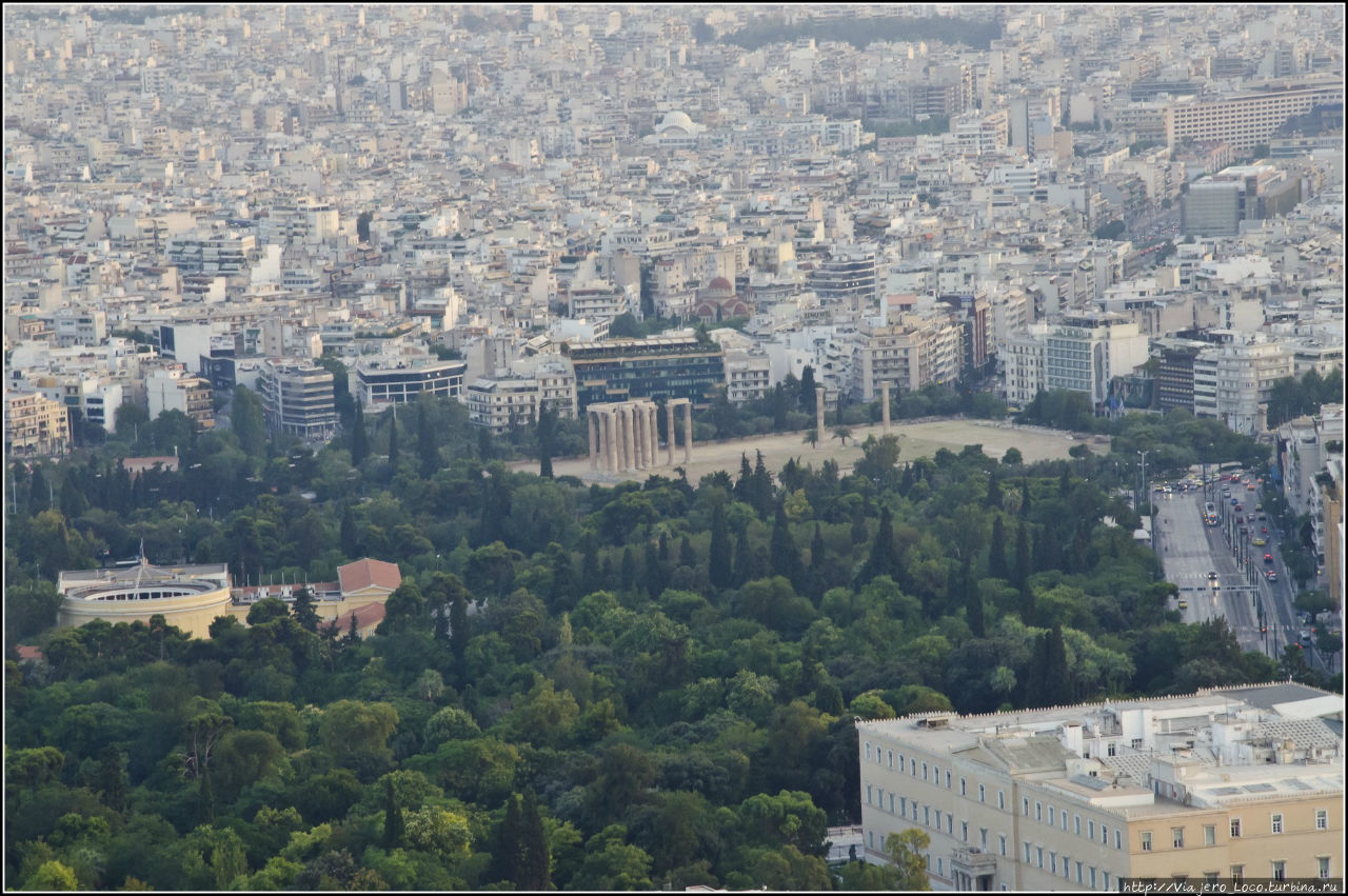 Афины и пустота Афины, Греция