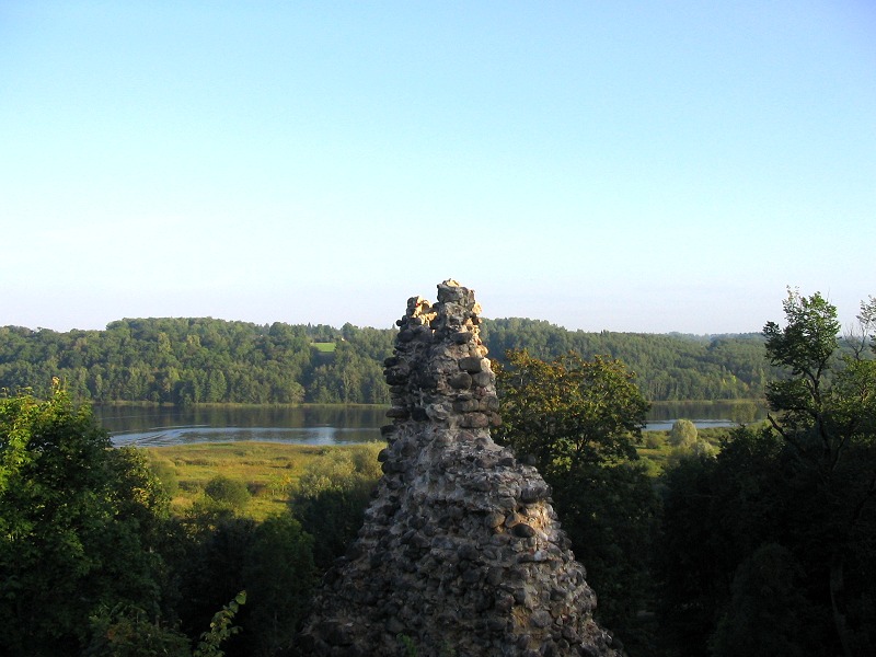 Развалины замка Вильянди, Эстония