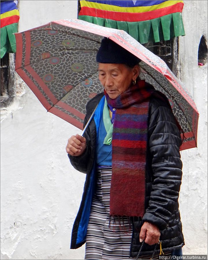 Скромный зонт