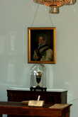 Портрет герцогини Генретты над ее рабочим столом