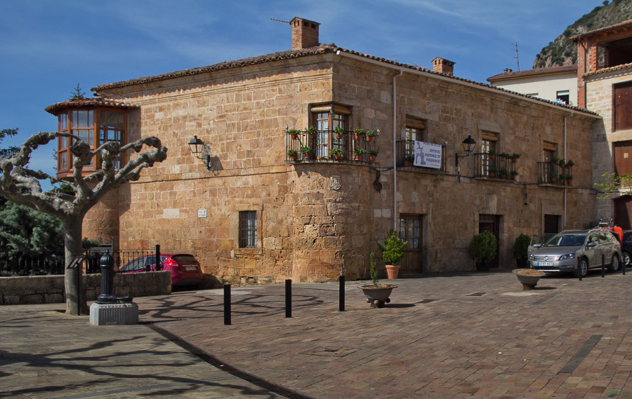 Plaza Nueva Поса-де-ла-Саль, Испания