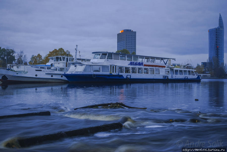 Наблюдение за водичкой в Агеннскалнском заливе