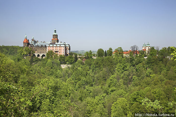 Замок Ксёнж — третий по величине в Польше Валбжих, Польша