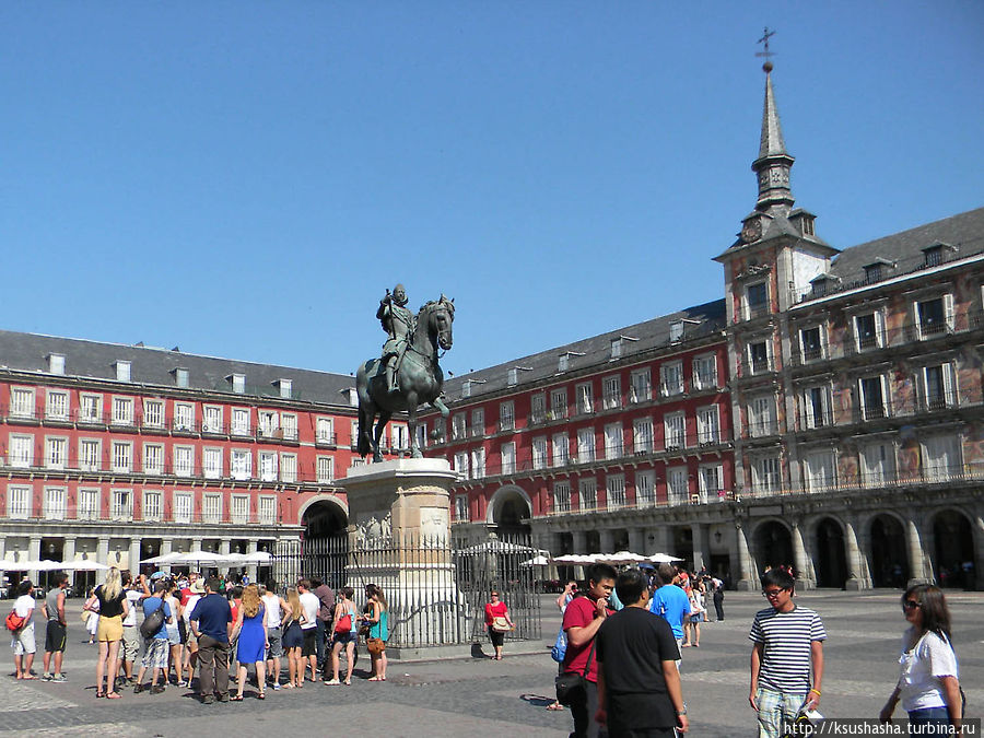 Площадь Майор и её 