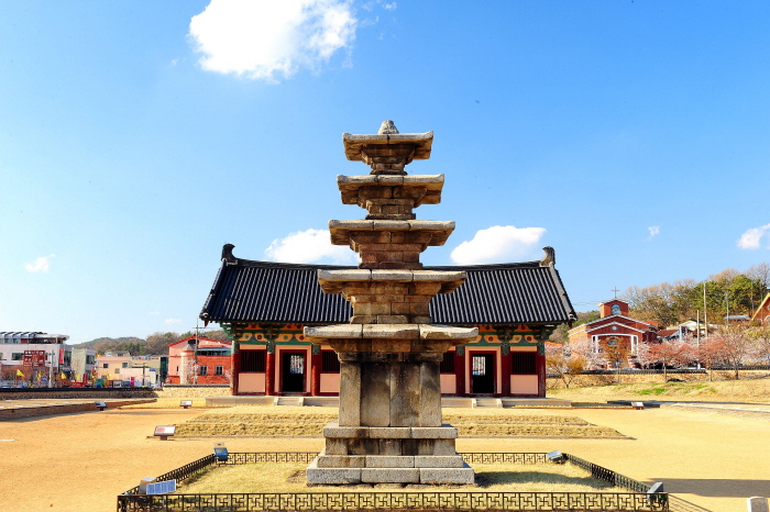 Храм Джеоннимса / Jeongnimsa Temple Site