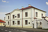 Школа им. Крашевского (бывшее здание краковской академии)
