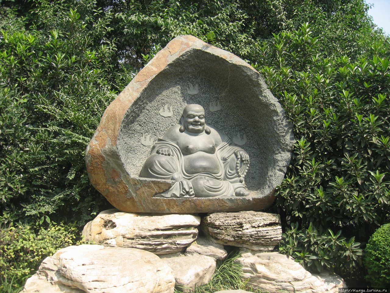 Территория комплекса Пагоды Большого Гуся (648 г. н.э.) Сиань, Китай