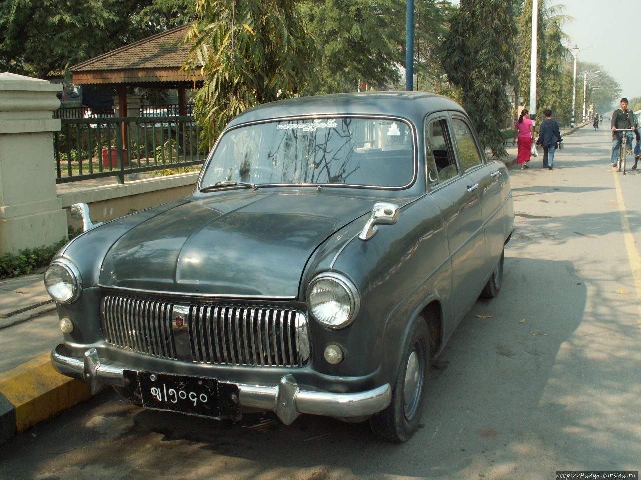 Река Хлайн, сок из тростника, бетель и автопарк Янгуна. Ч 15 Янгон, Мьянма