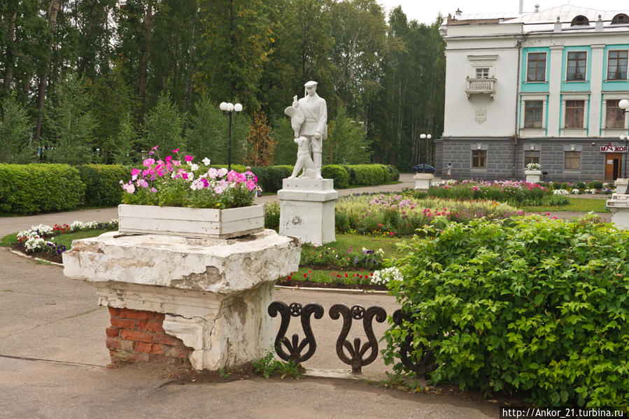 Парк советского периода. Настоящий СССР Глазов, Россия