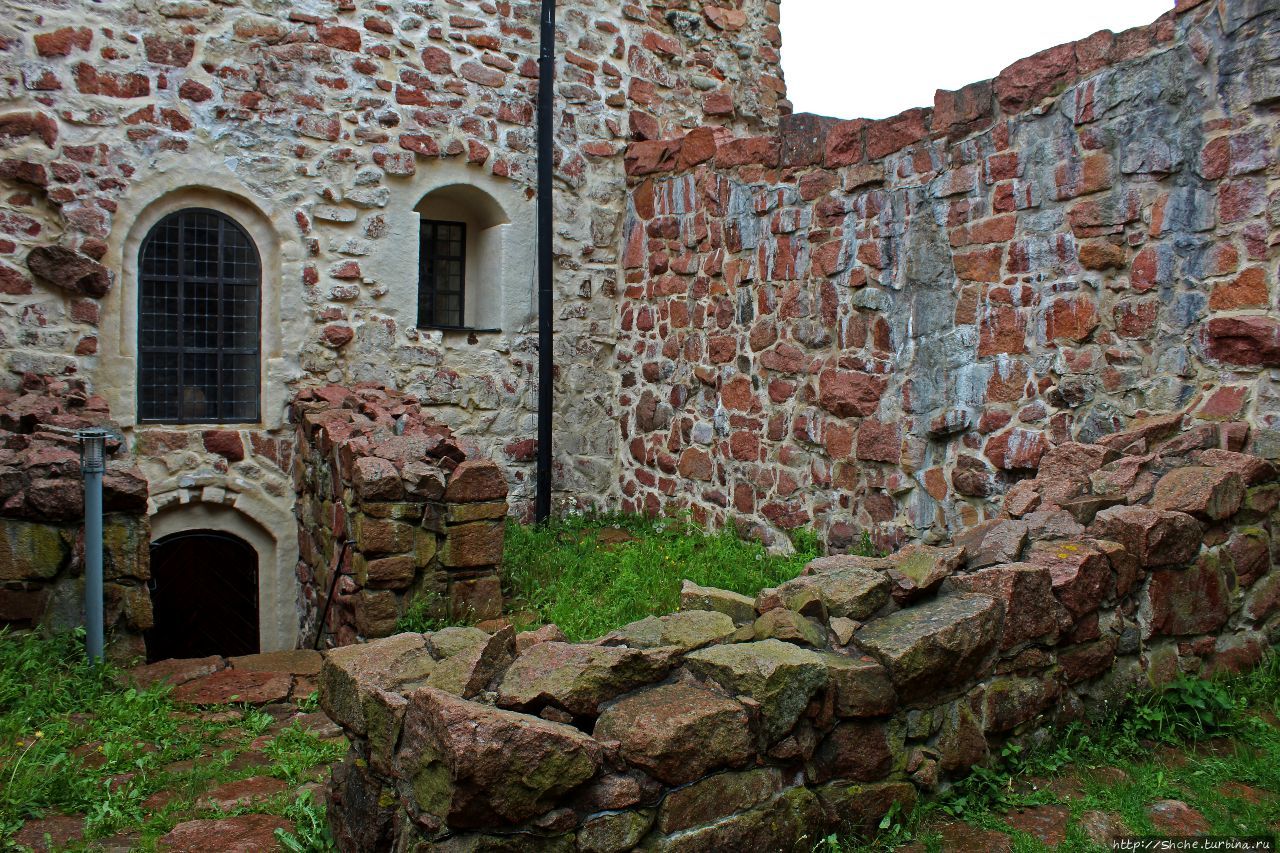 Кастельхольм - единственный средневековый замок на Аландах