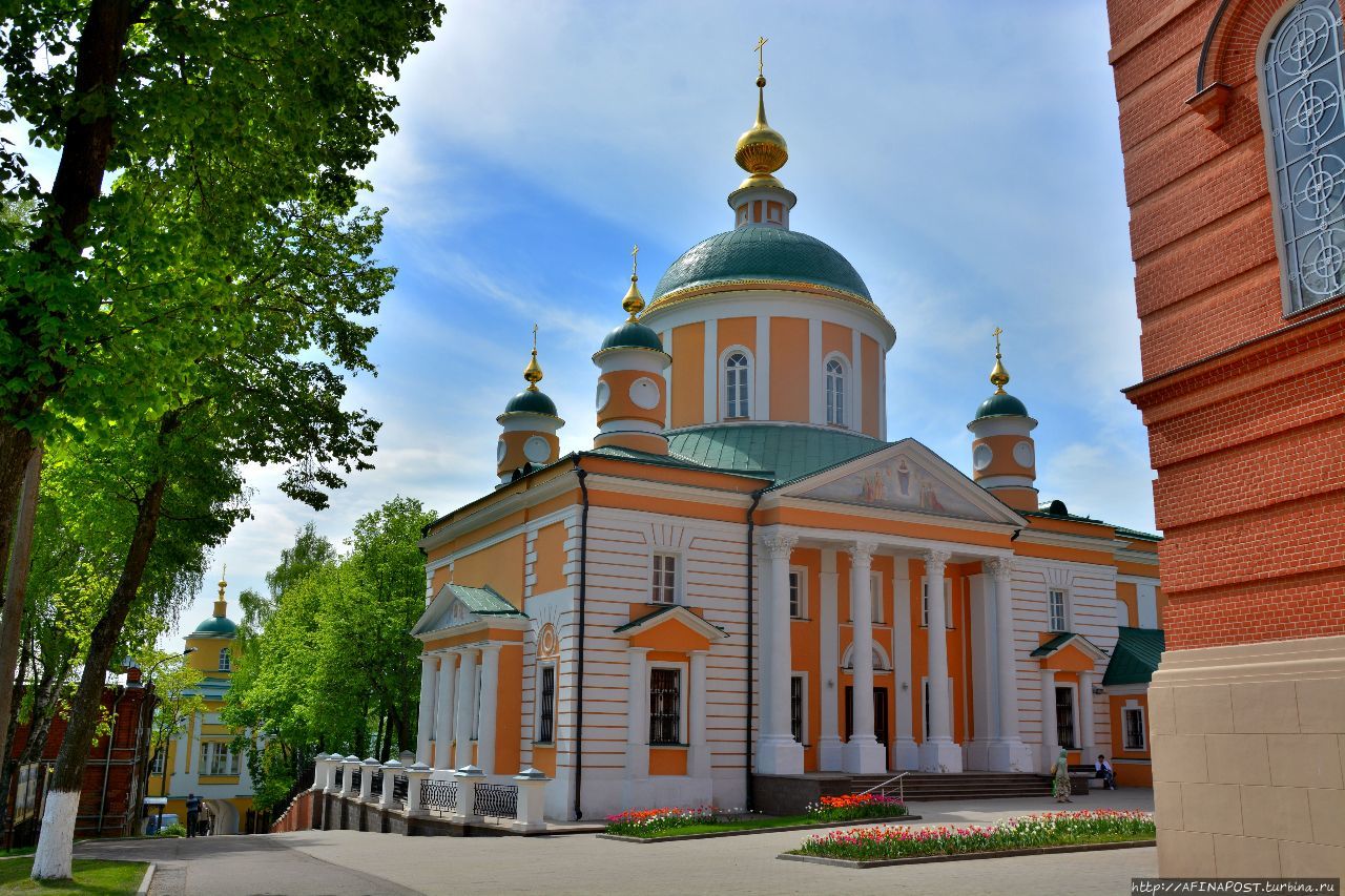 храм в сергиево