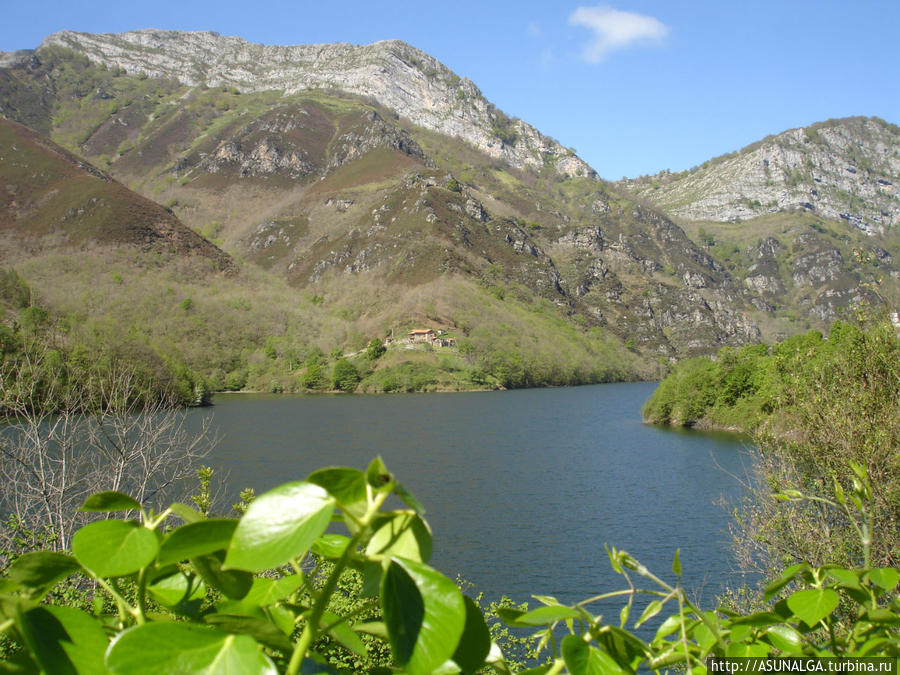 Tarna -Cascada с обледенением.. Водопад  Tabayon.. Инфиесто, Испания