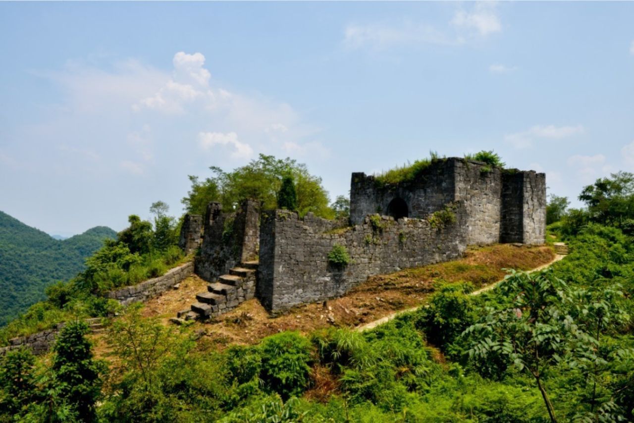 Комплекс правителей тусы Хайлонгтун / Hailongtun Tusi Fortress