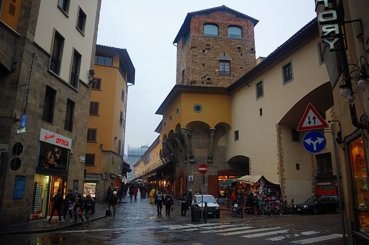 Понте Веккьо, вид с южног