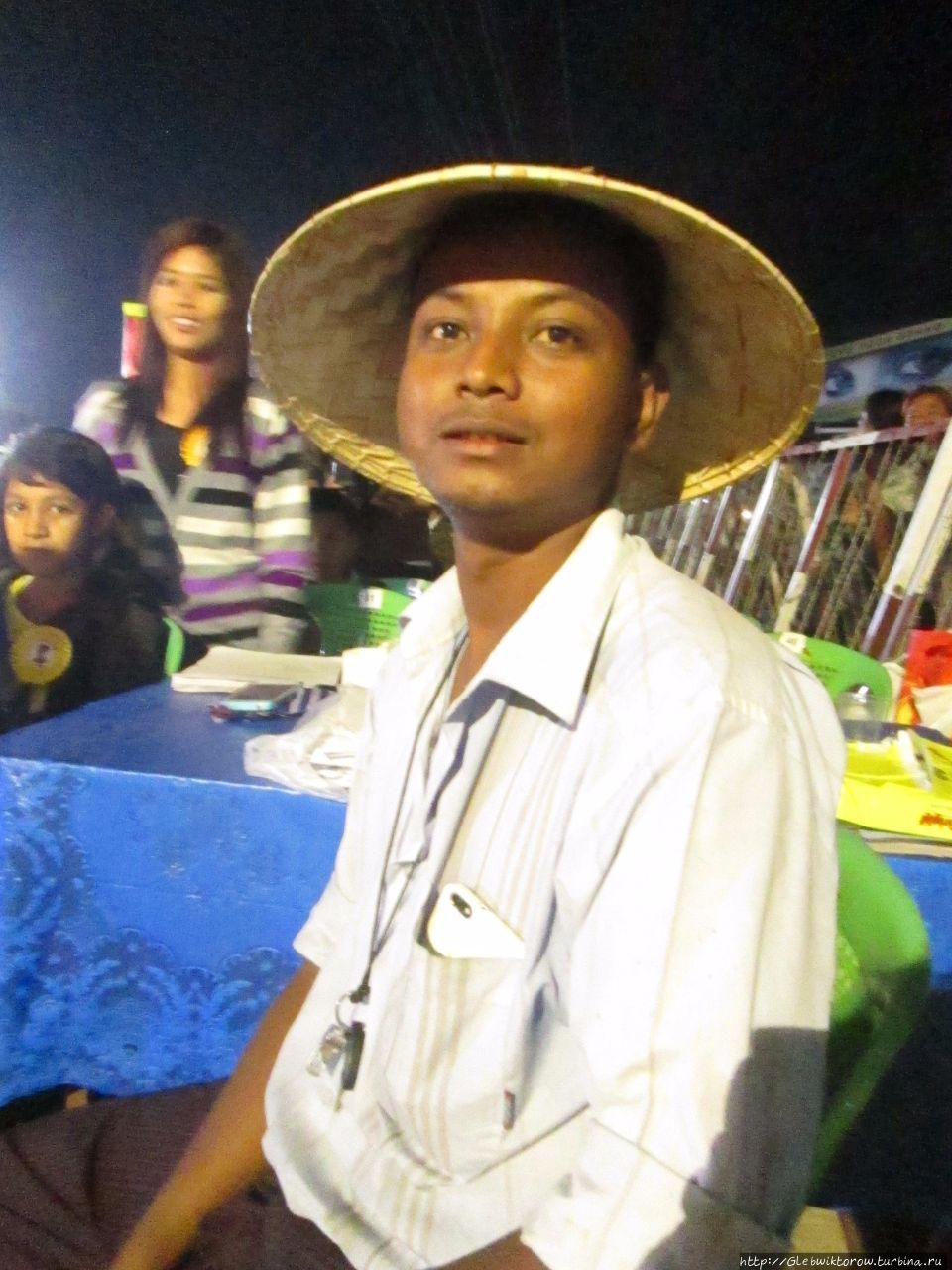 Площадь генерала Аун Сана в его День Рождения Таунгу, Мьянма