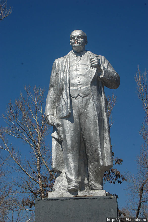 Памятник В.И.Ленину Саратов, Россия
