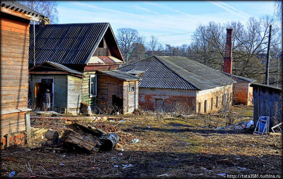 Жилые дома на улице Урицкого Малая Вишера, Россия