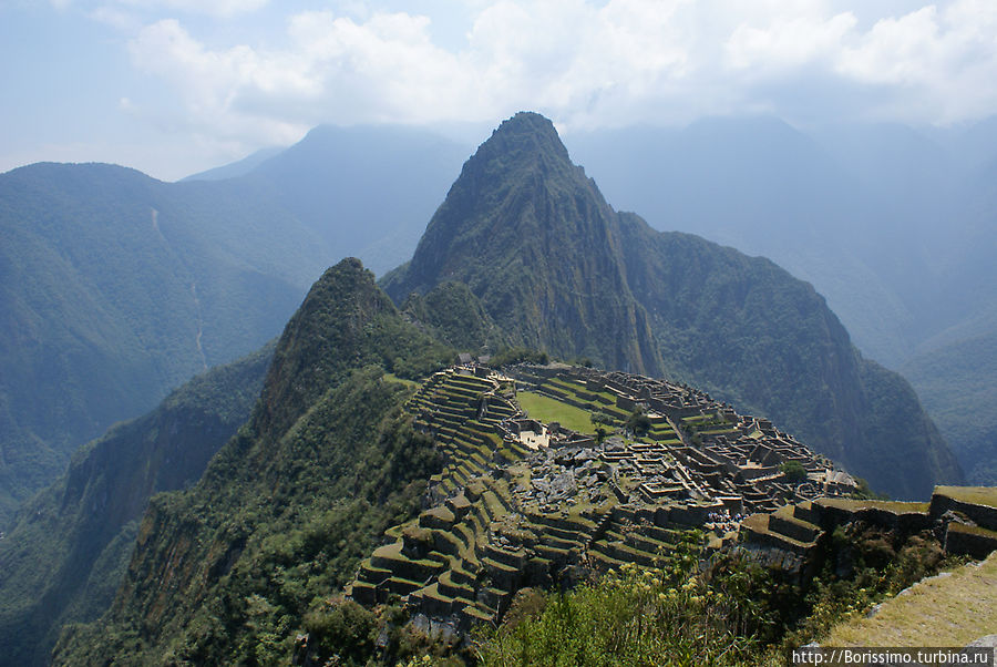 Сейчас он известен нам, как заброшенный город Мачу-Пикчу Перу