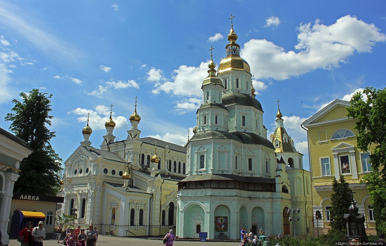 Храмов Харькова