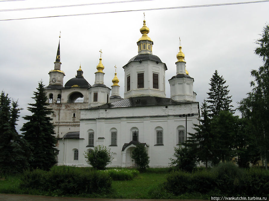 Красавец Успенский собор Великий Устюг, Россия