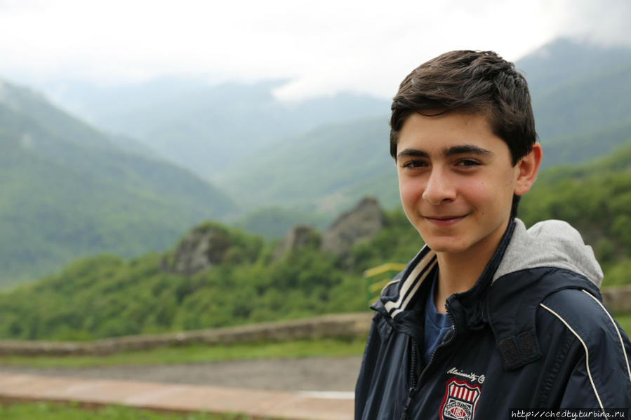 Похож он на человека который добровольно пойдет на не обязательный урок? Нагорно-Карабахская Республика (до 01.01.2024)