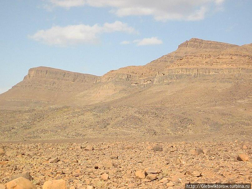 По пути из Загоры в Варзазат Марокко