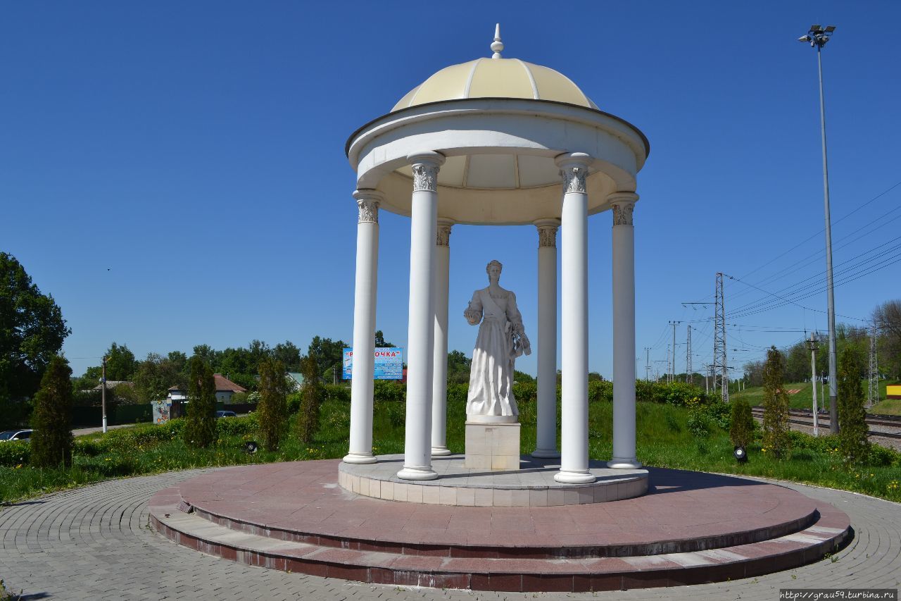 Памятник императрице Екатерине Второй Ясногорск, Россия