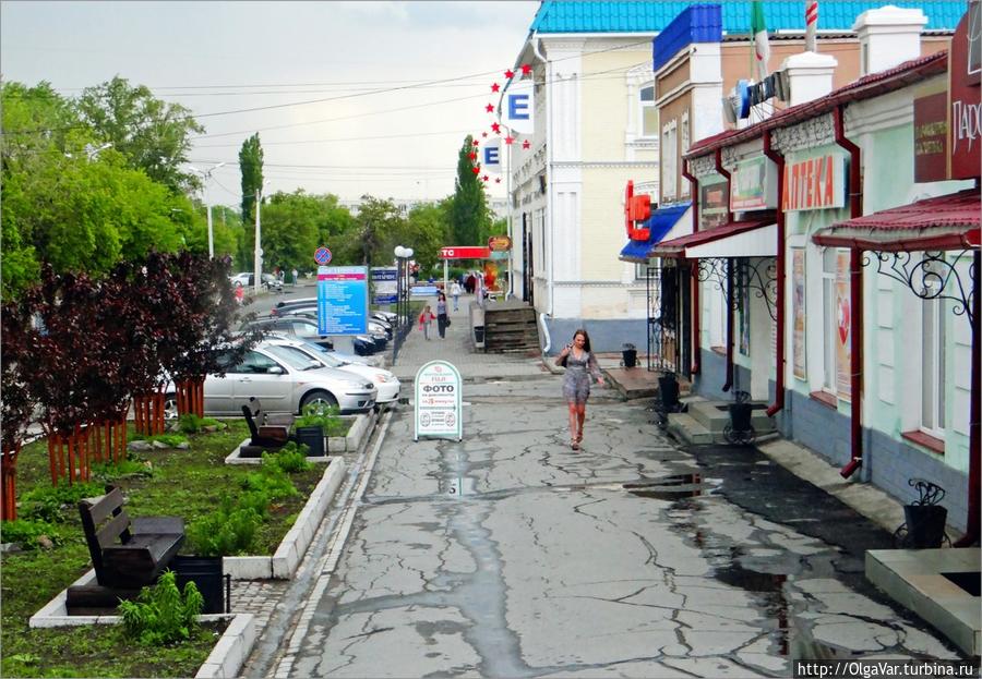 Погода в шадринске на 3. Улочки Шадринска. Дворы города Шадринска. Улицы старого города Шадринска. Шадринск Свердлова с высоты.