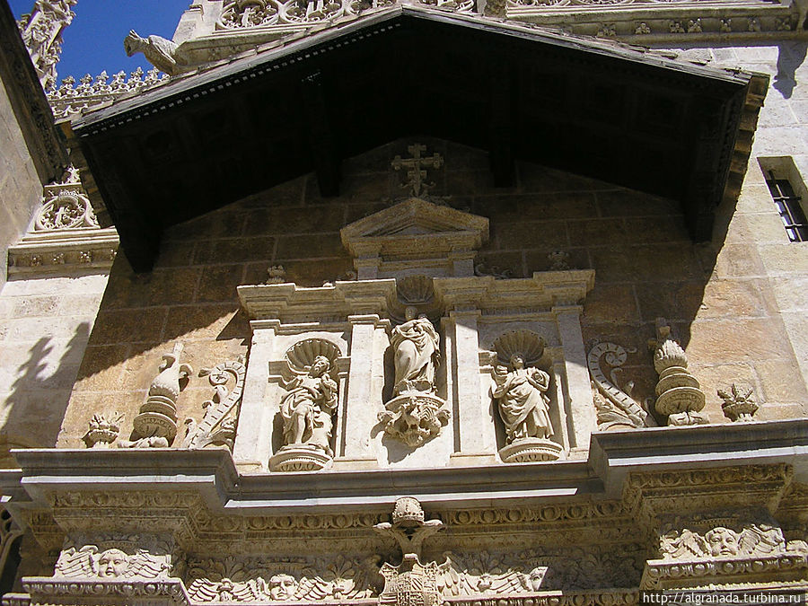 У могилы королей Гранада, Испания