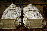 Надгробия в капелле Кондестабле Верховного Коннетабля Кастилии и его супруги